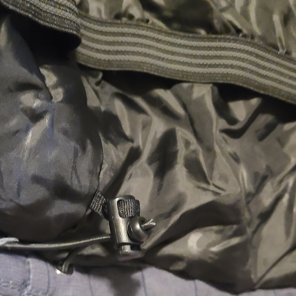 Ski Jacket/Snowboard Jacket - Picture 7 of 12